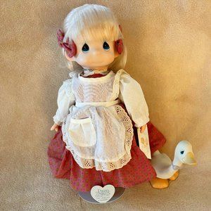 PRECIOUS  MOMENTS Vintage "Patti" Doll with Goose